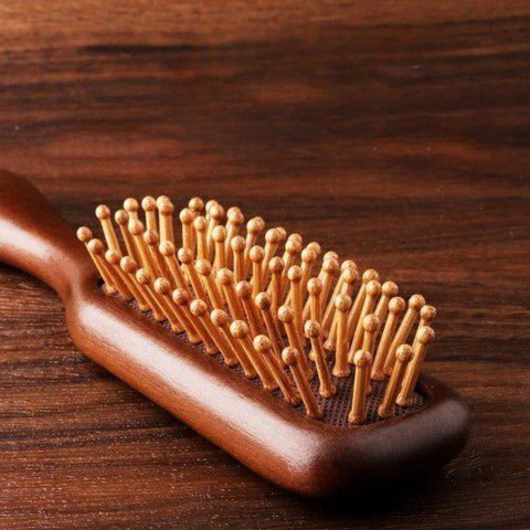BROSSE A CHEVEUX - Bois de santal haute qualité - Petits Plaisirs Malins