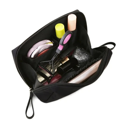 Trousse-de-maquillage-noir
