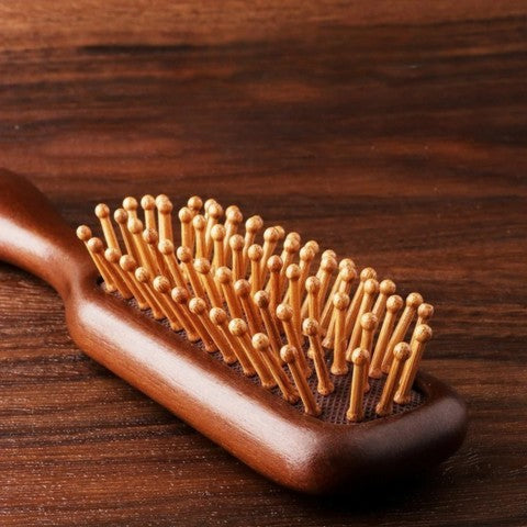 brosse-a-cheveux-bois-de-santal-poils-en-bois