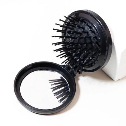 Brosse a cheveux - Format poche - Petits Plaisirs Malins