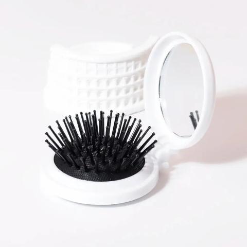 Brosse a cheveux - Format poche - Petits Plaisirs Malins