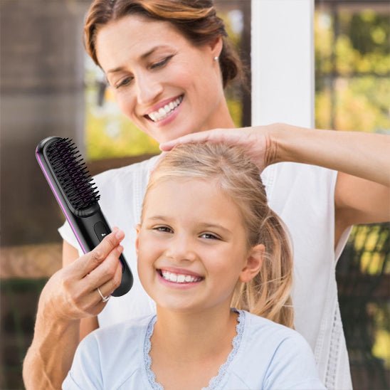 Brosse Lissante et Chauffante - Rechargeable et Portative - Petits Plaisirs Malins
